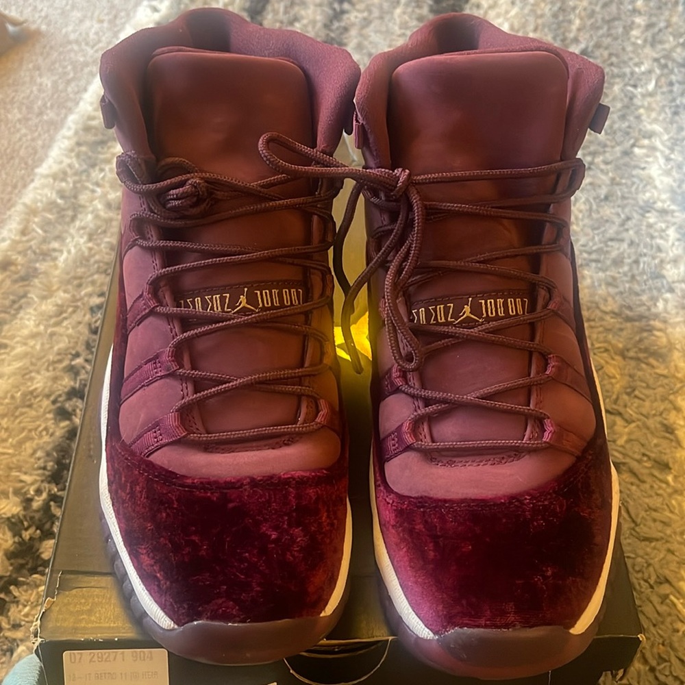Night Maroon Metallic Gold Jordan 11s